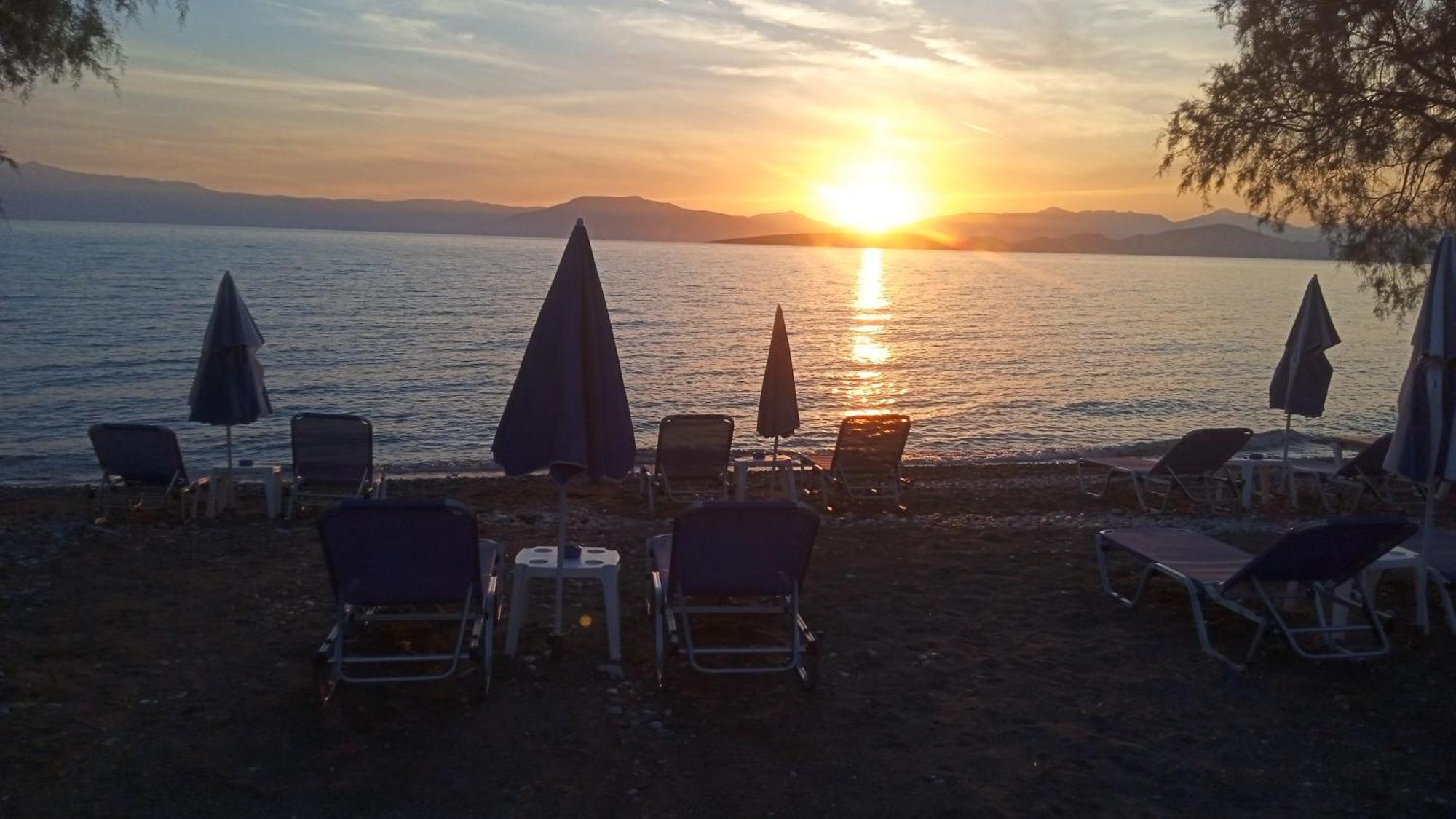 Vikos Beach Apartments Paralia Irion Exteriör bild